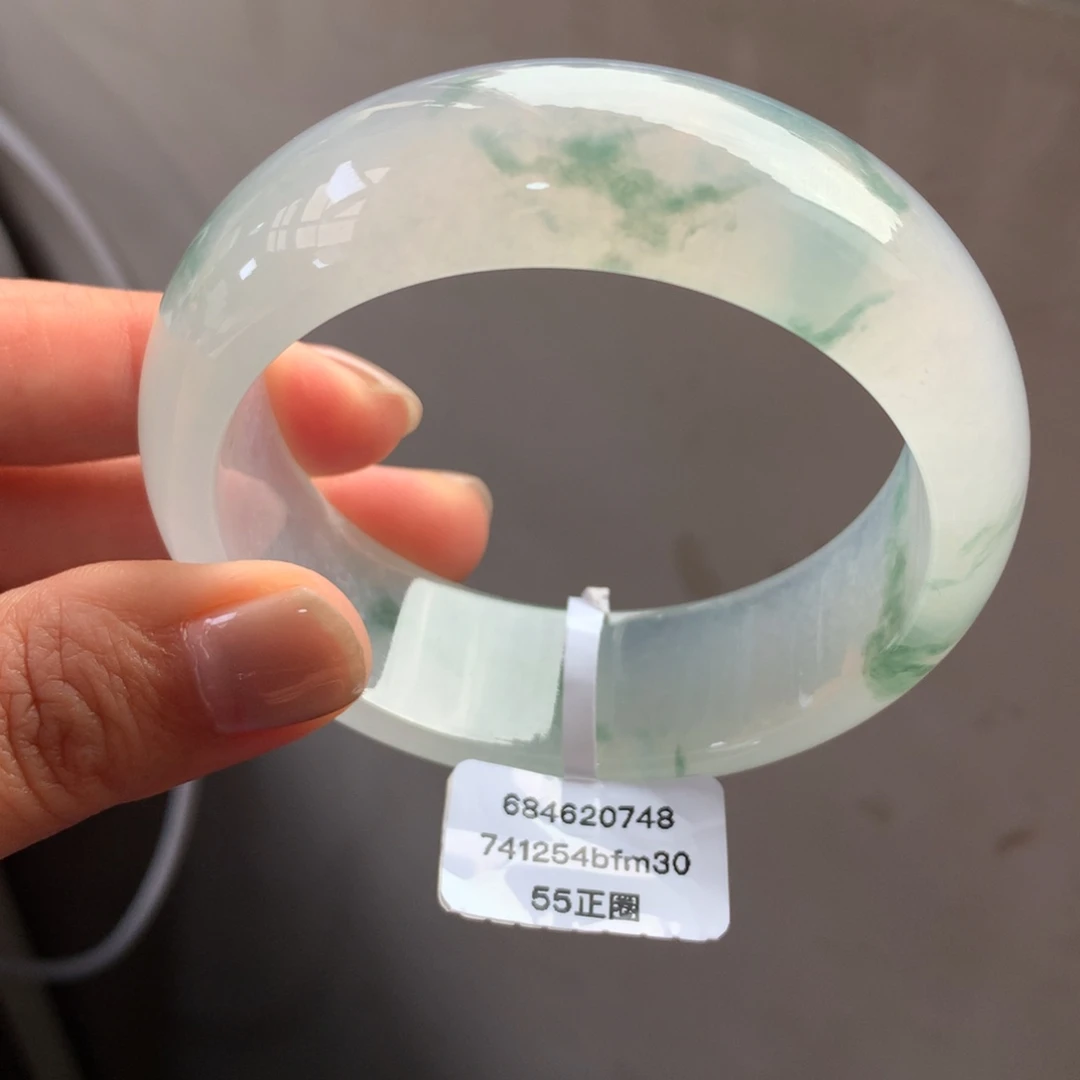 翡翠未镶嵌手镯冰胶起光飘花轮胎性价比【强推】