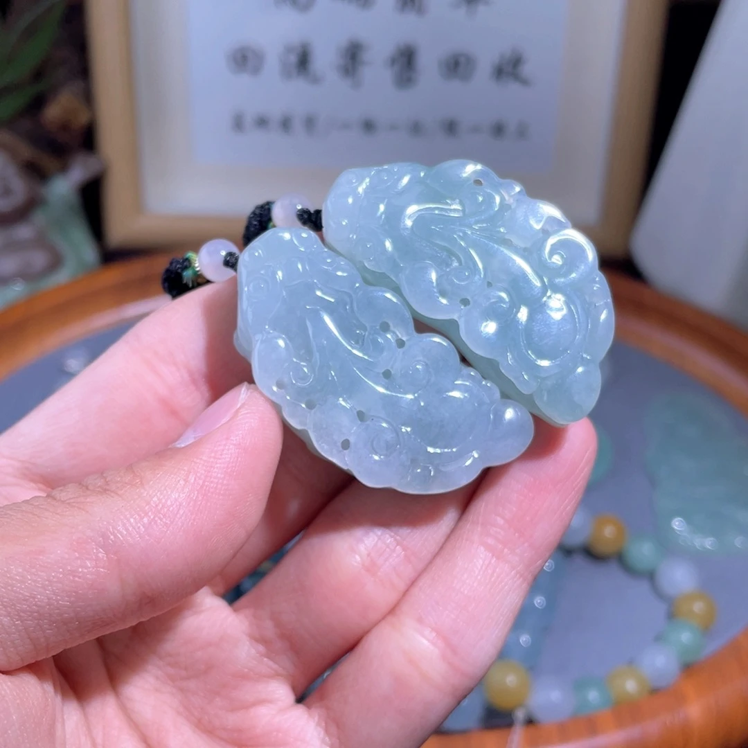 翡翠未镶嵌颈饰吊坠36