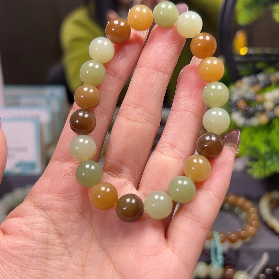 ·***理和田玉未镶嵌手串