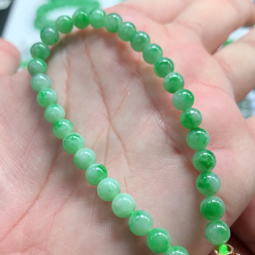 翡翠未镶嵌手链翡翠
