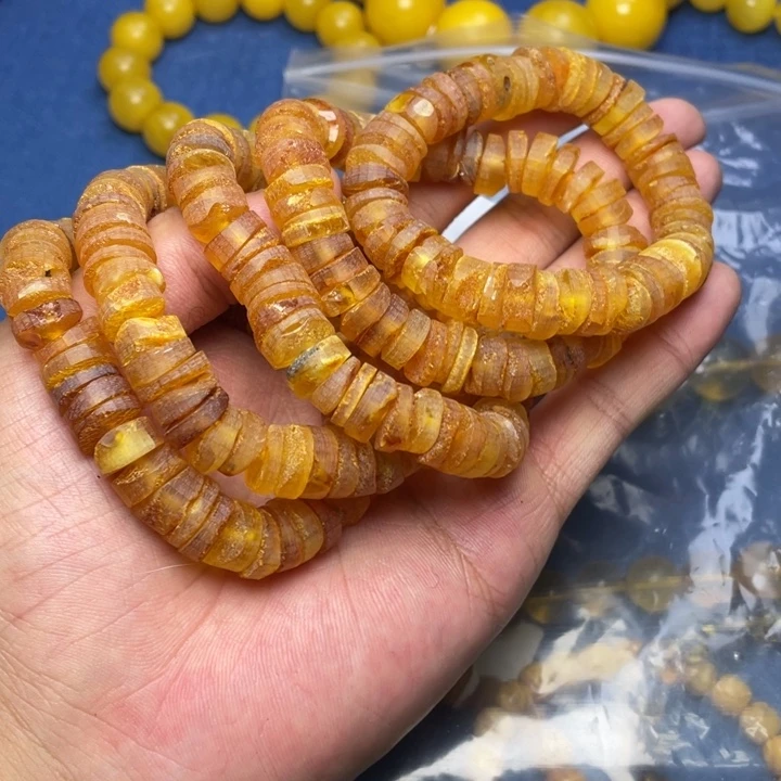 未镶嵌琥珀珠宝奇石