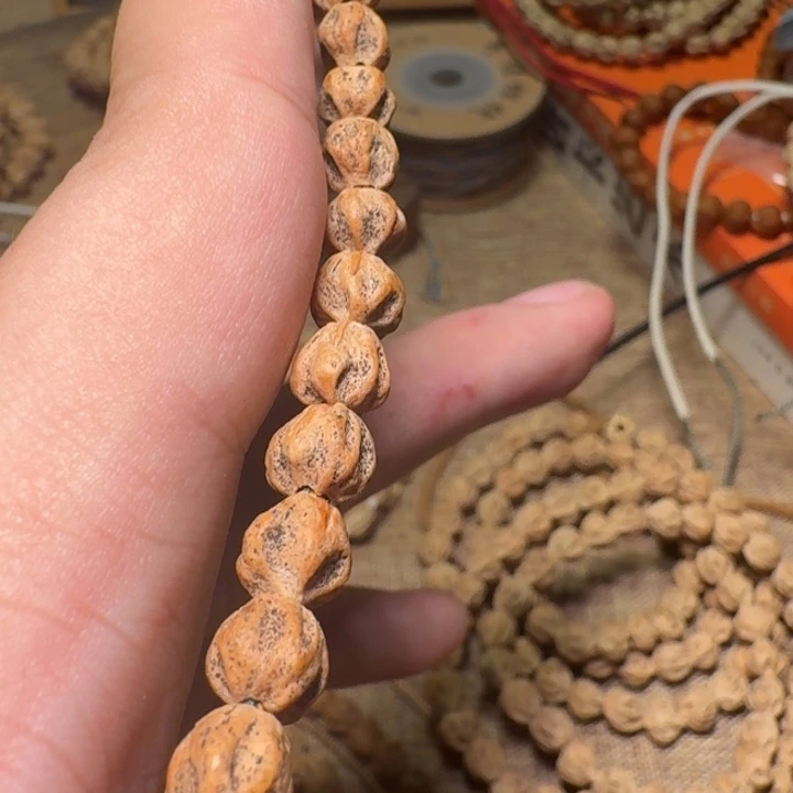 董***生柏香籽/百香籽吊坠