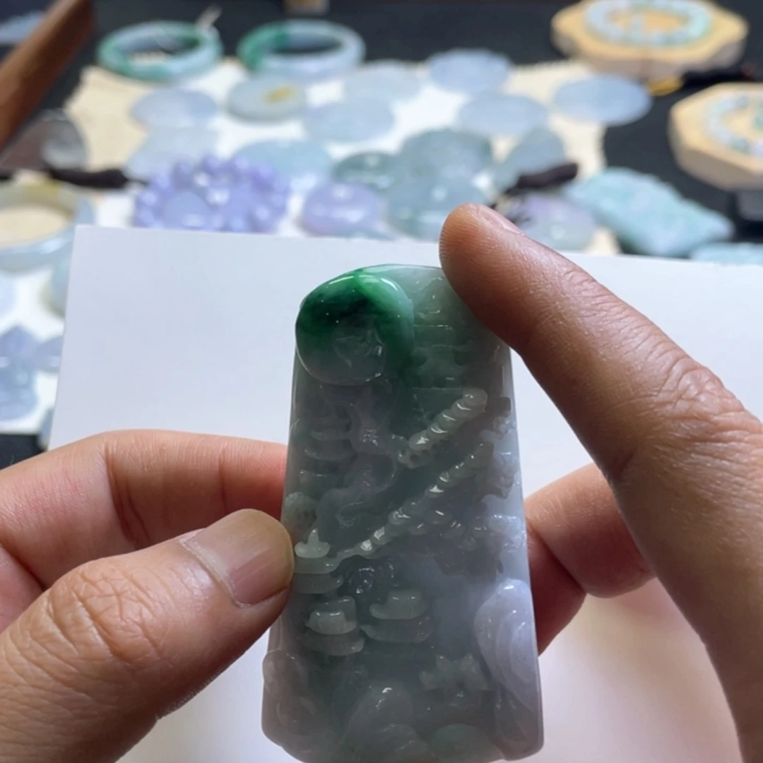 【闪购商品】翡翠未镶嵌颈饰阳绿厚庄大尺寸山水牌