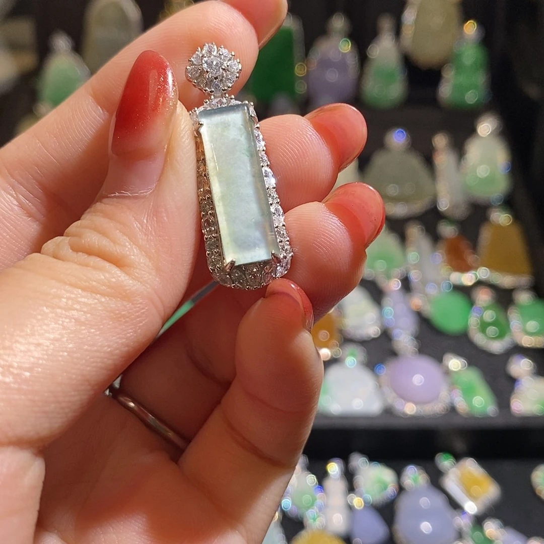 颈饰银S925镶嵌翡翠天然翡翠