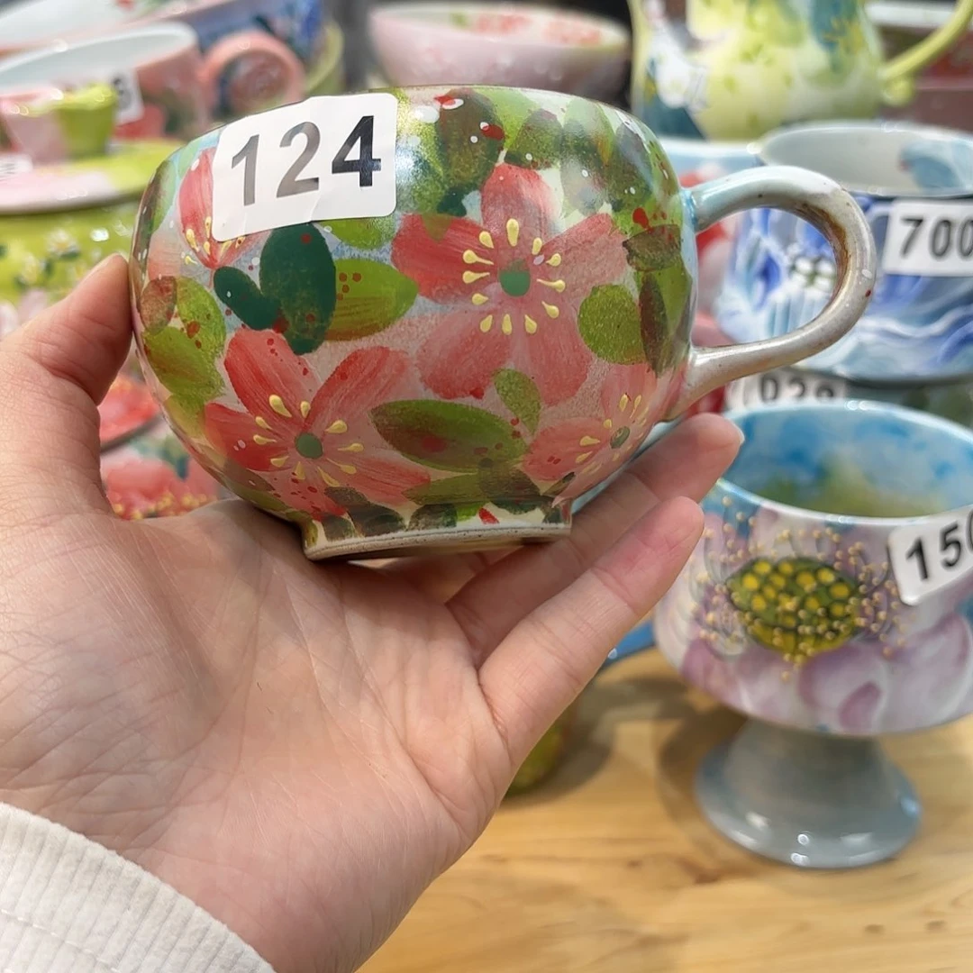 瓷片兔兔盖茨。兔兔好