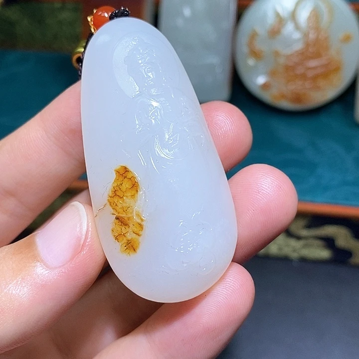 和田玉未镶嵌颈饰A7