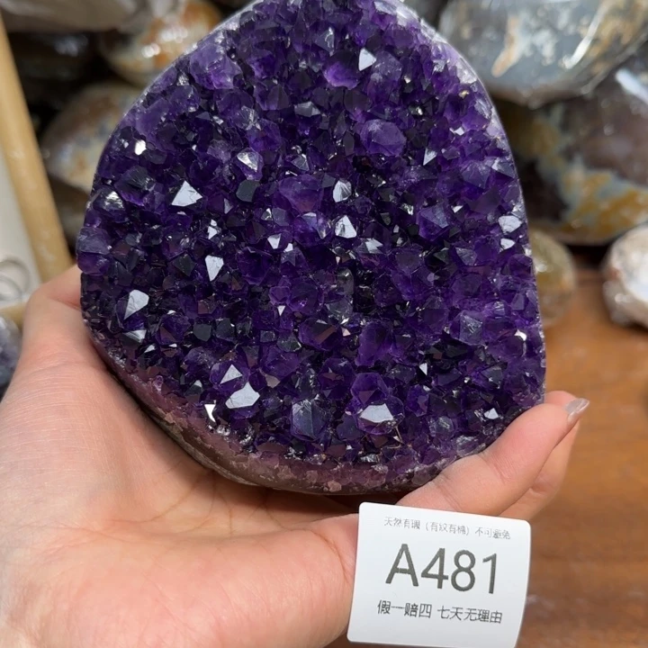 水晶摆件未镶嵌摆件