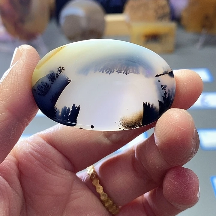 玛瑙/玉髓未镶嵌珠宝半成品