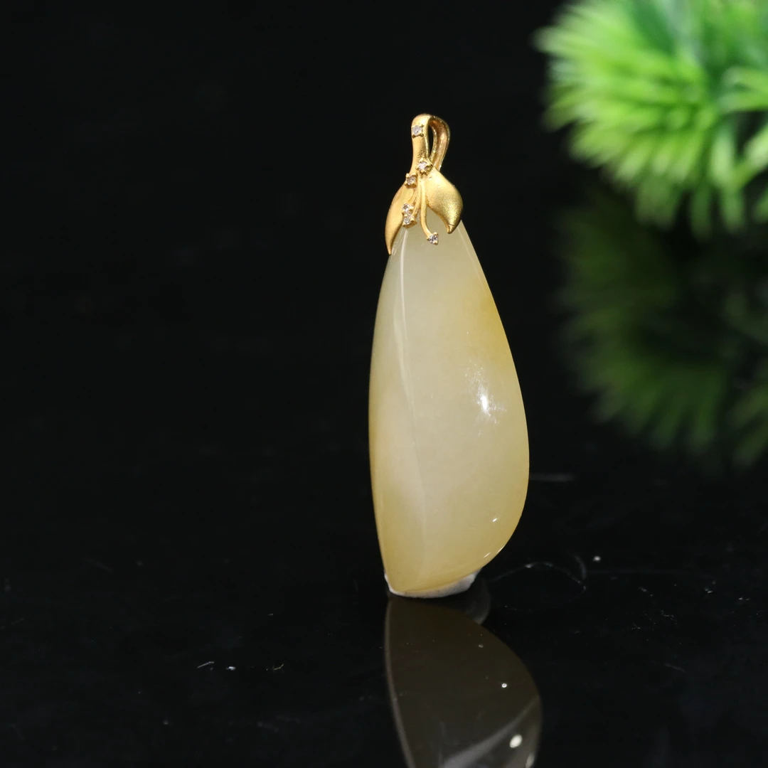 FC9天然缅甸翡翠A货18k冰黄吊坠/700786/保利厦门拍卖