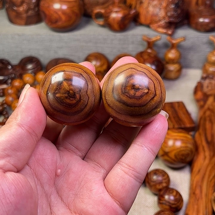 黄花梨/降香黄檀海南黄花梨油梨4.0手球工艺品