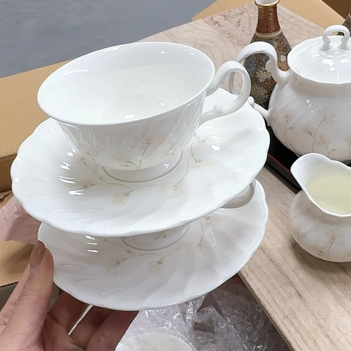 m****o瓷器。             瓷器。