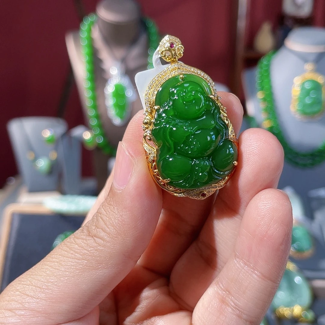 和田玉（碧玉）18K金镶嵌颈饰