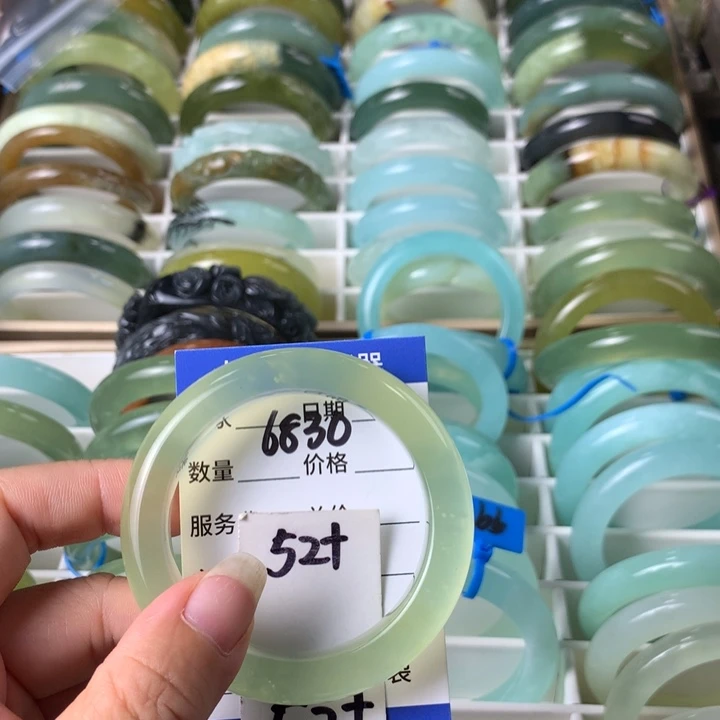 足银镀金镶嵌蛇纹石玉手镯r****程6830
