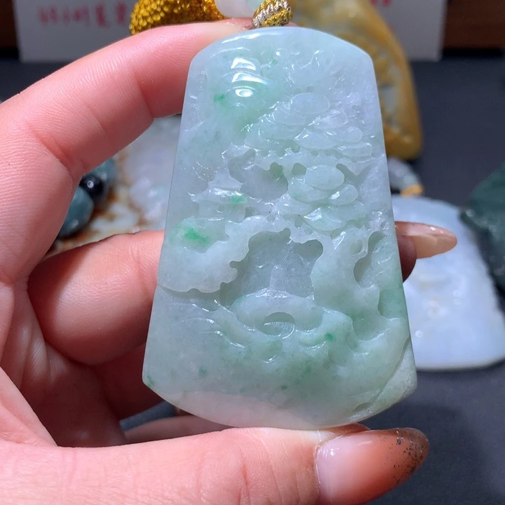 翡翠未镶嵌颈饰保真天然A货翡翠