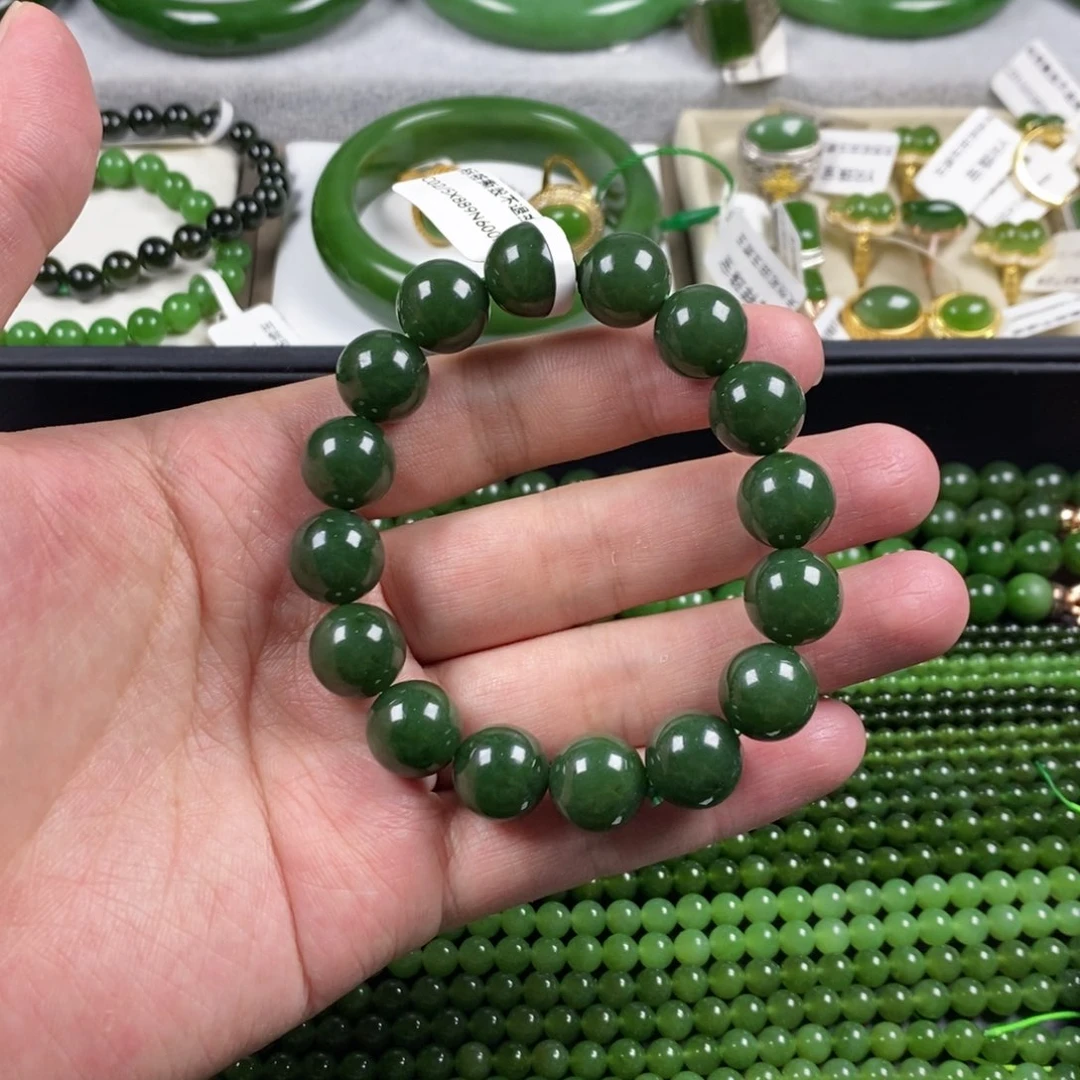 手串未镶嵌和田玉（碧玉）T***°