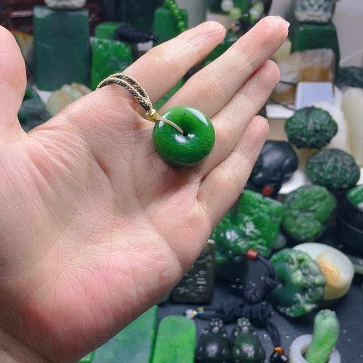 未镶嵌和田玉珠宝半成品