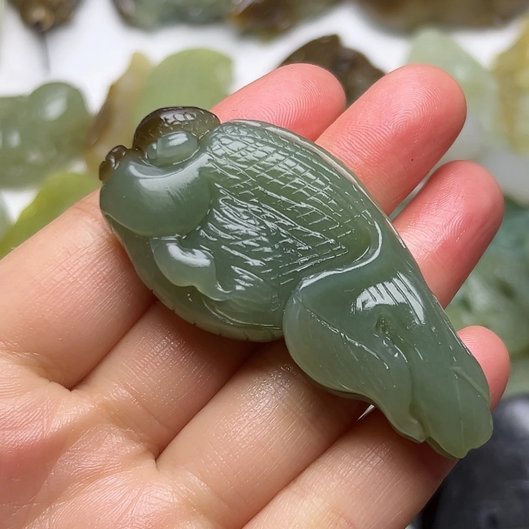 和田玉未镶嵌挂件