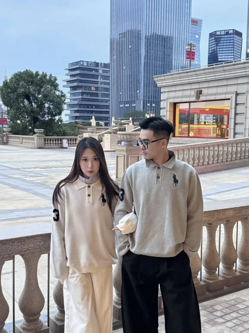秋冬美式大马刺绣两扣翻领针织毛衣