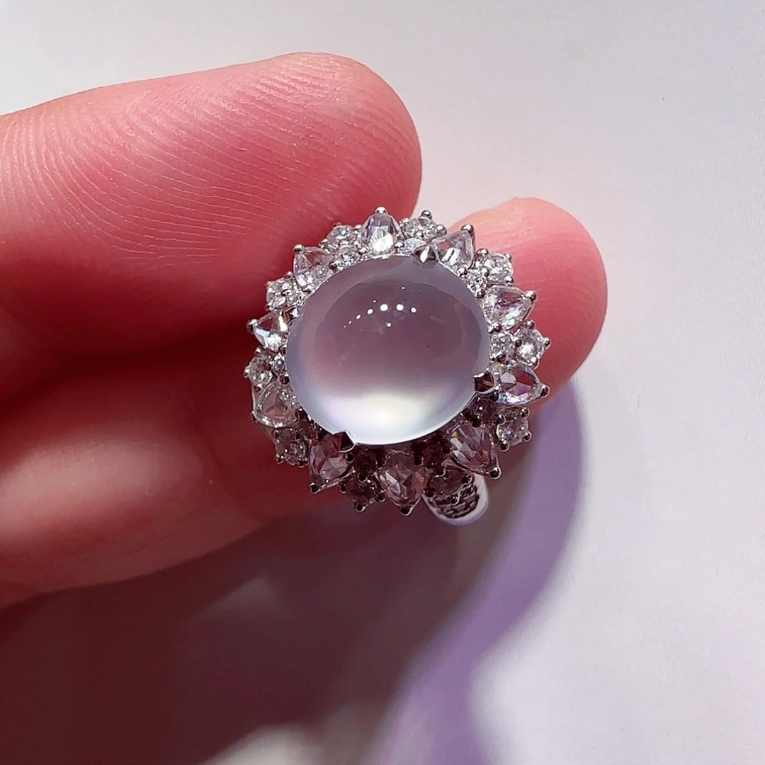 翡翠18K金镶嵌戒指戒指