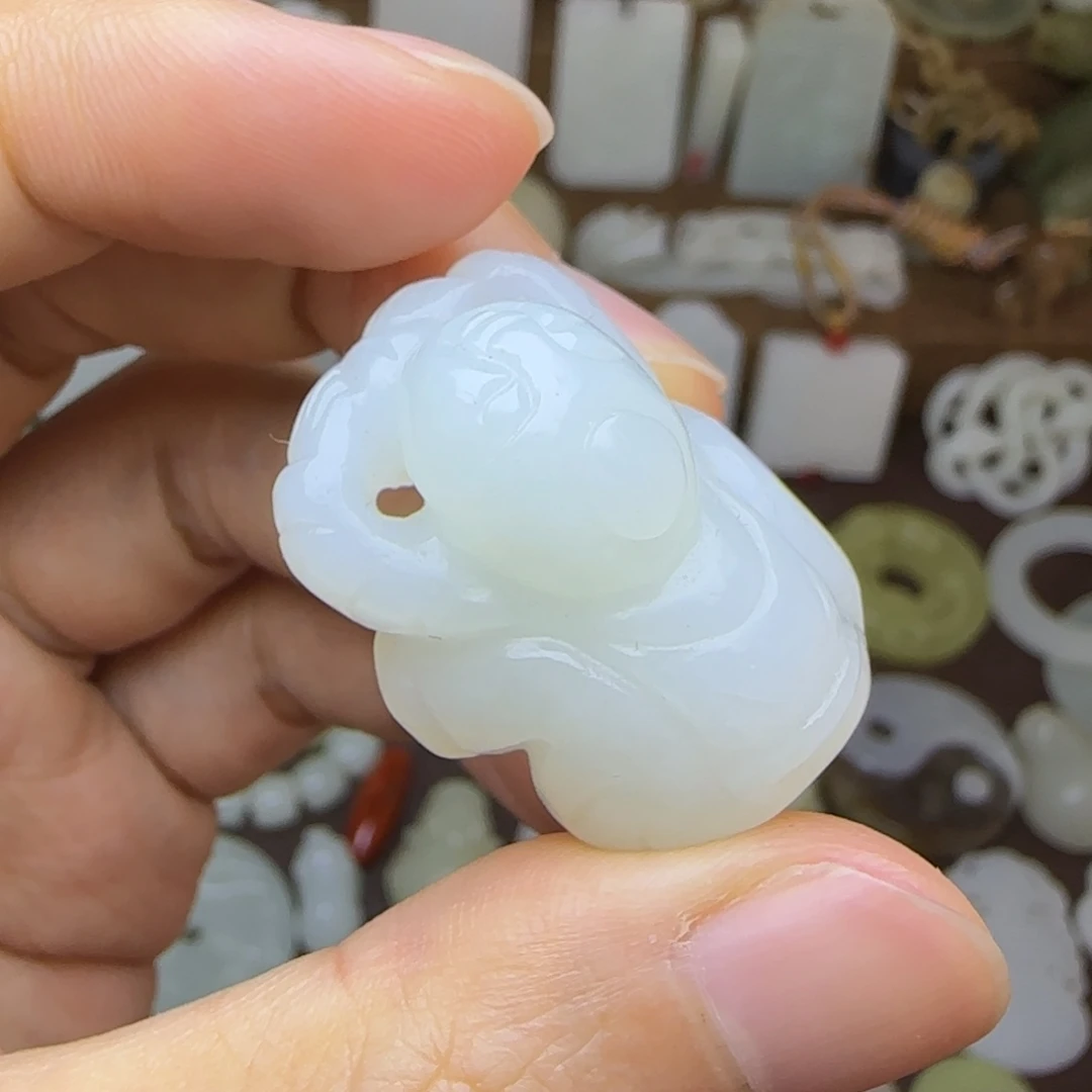 和田玉未镶嵌挂件