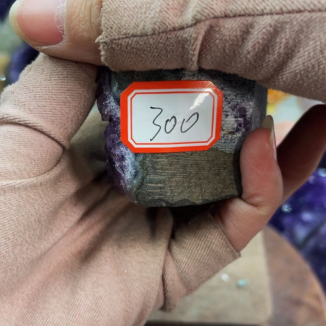 水晶随形摆件未镶嵌