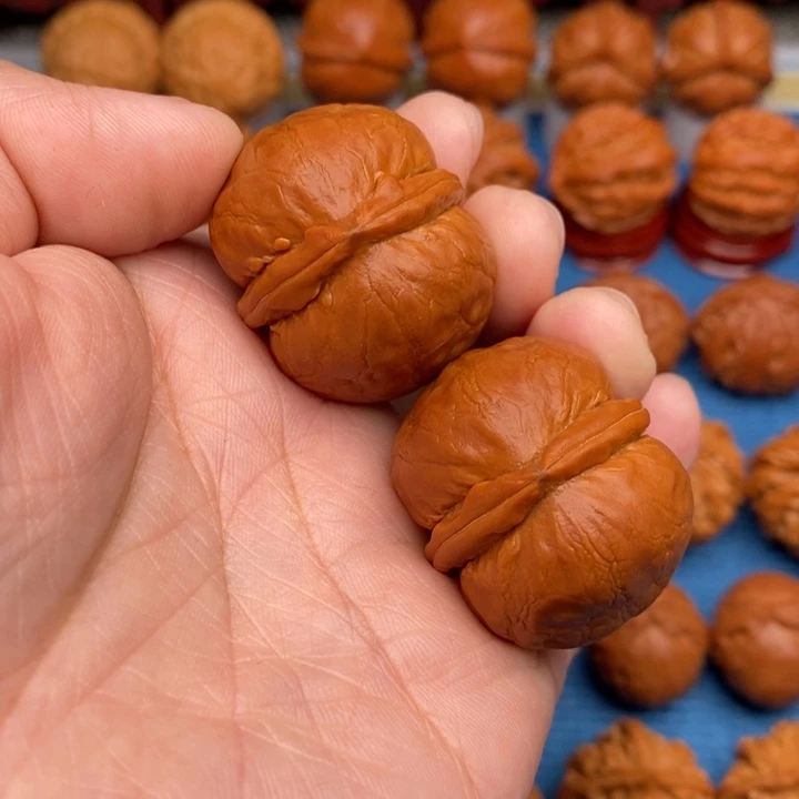 把件文玩核桃龙胆