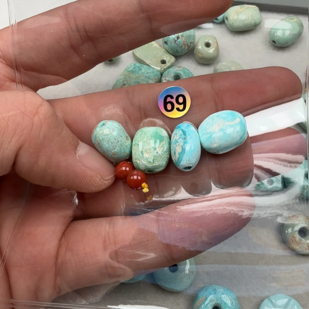 南红玛瑙未镶嵌珠宝奇石