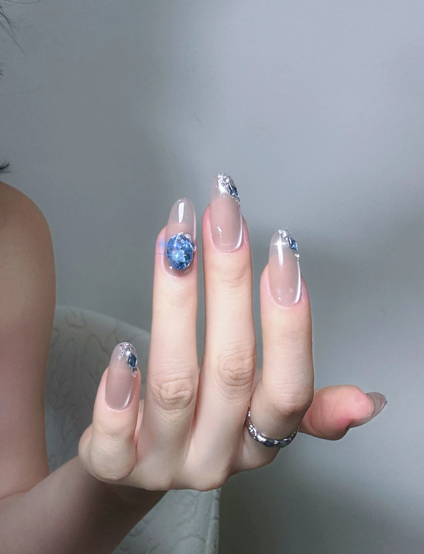 QIUQIU 【人鱼泪】纯手工穿戴甲 指尖钻高级感ins美甲假指甲贴片