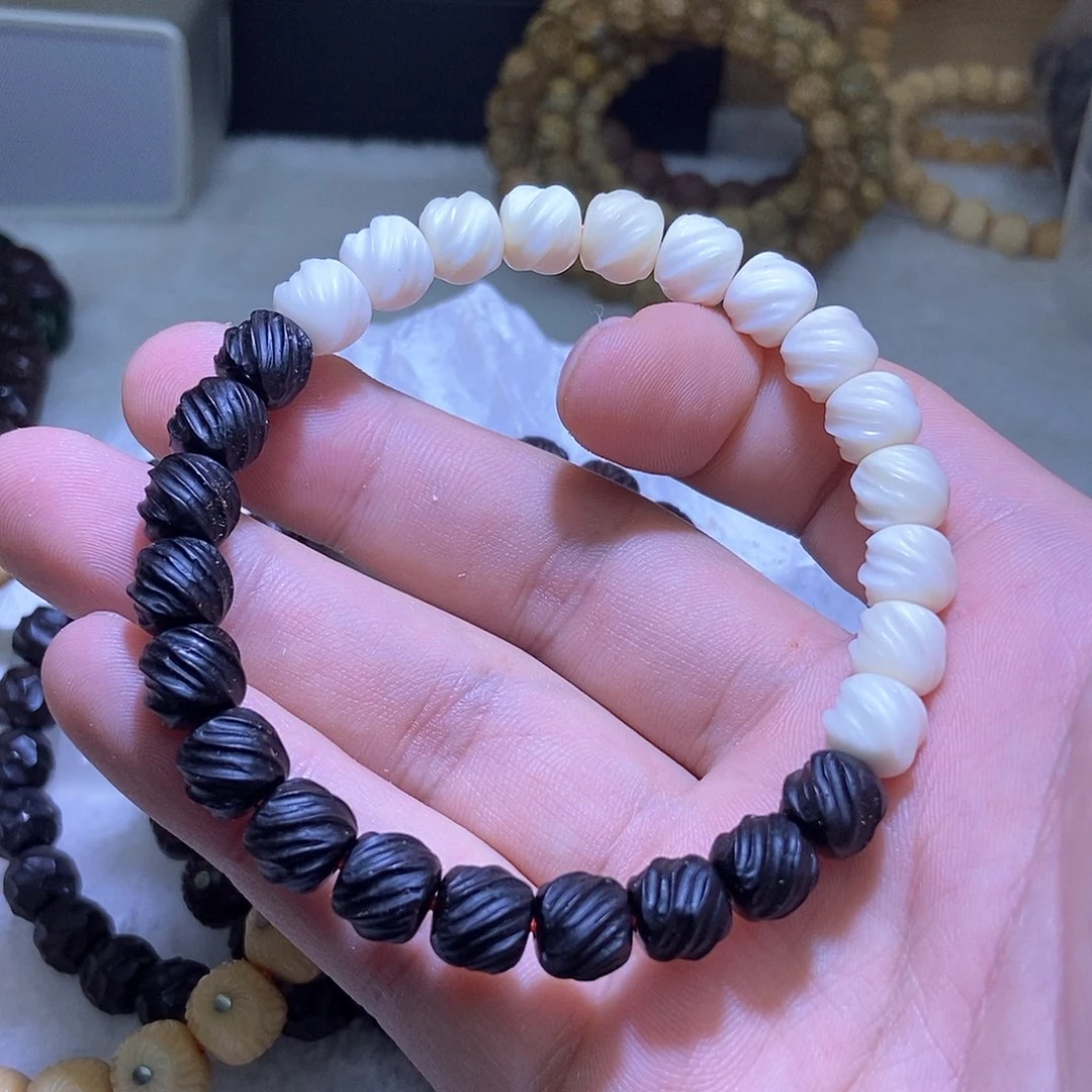 星月菩提手串?***.纽文拉丝