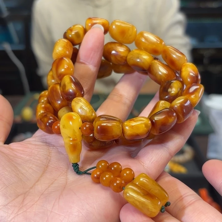 蜜蜡未镶嵌颈饰蜜蜡