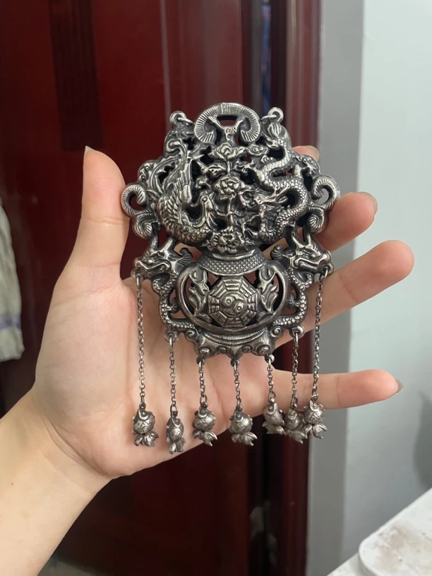 足银银制品 足银花篮锁包，镂空厚胎，品相好，龙凤呈祥