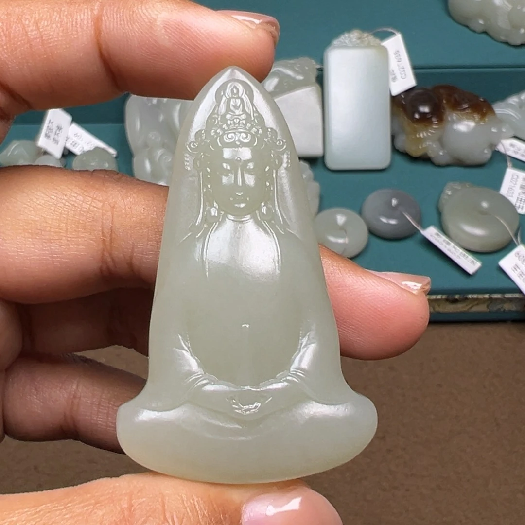 和田玉颈饰未镶嵌