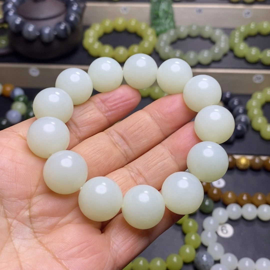 和田玉未镶嵌手串