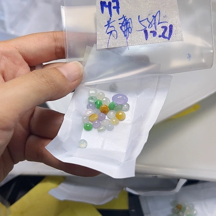 未镶嵌定制翡翠芬*不
