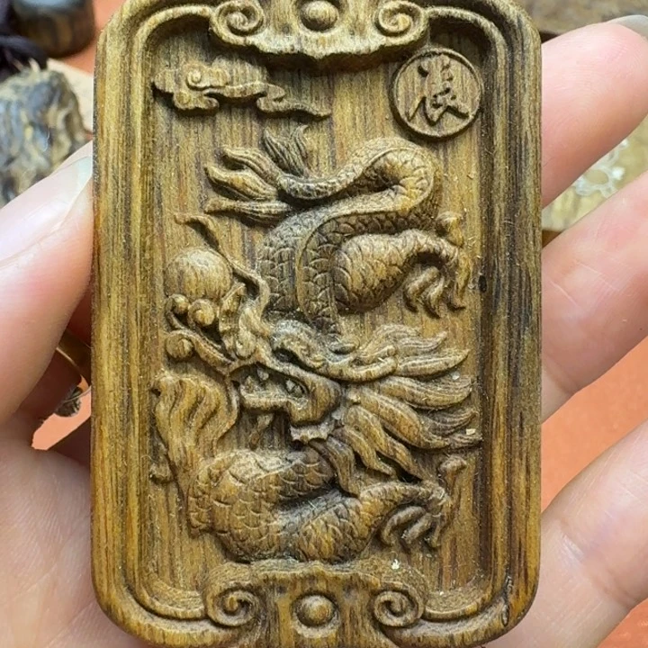 大叶紫檀（黑酸枝木类）