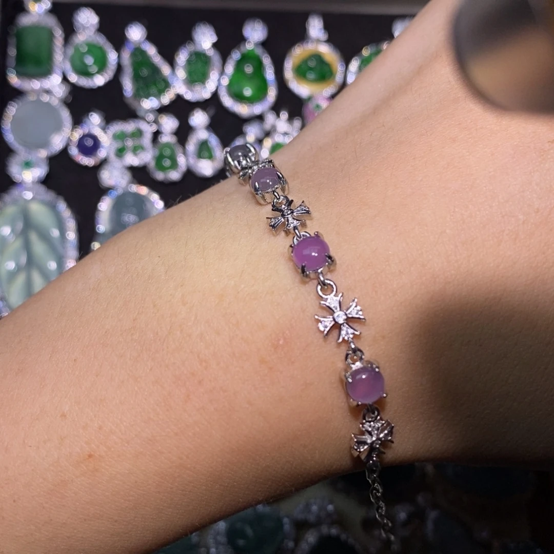 翡翠未镶嵌颈饰垫色