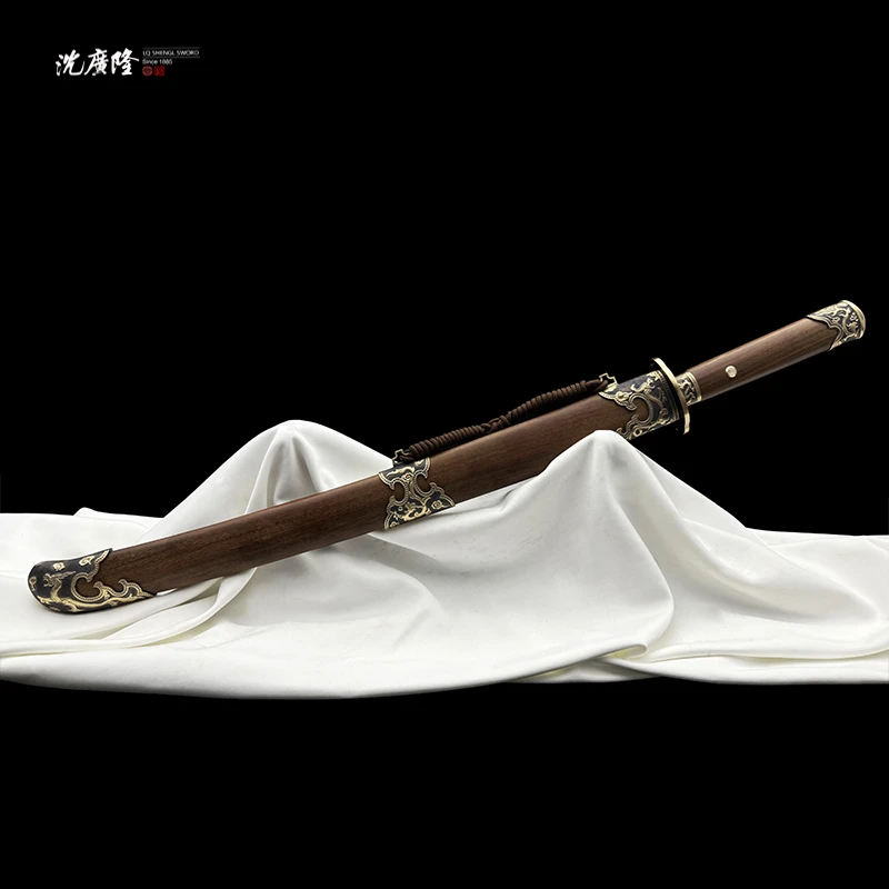 龙泉沈广隆-飞龙雁翎刀直柄 纯铜 重蚁木 花纹钢宝剑 未开刃