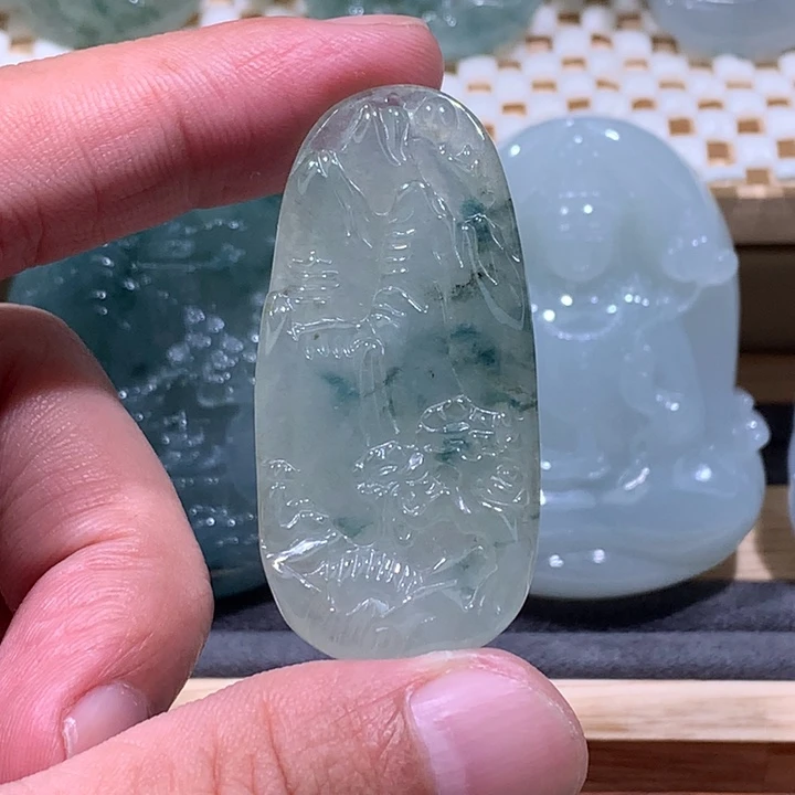 翡翠未镶嵌颈饰/炸/小冰山水