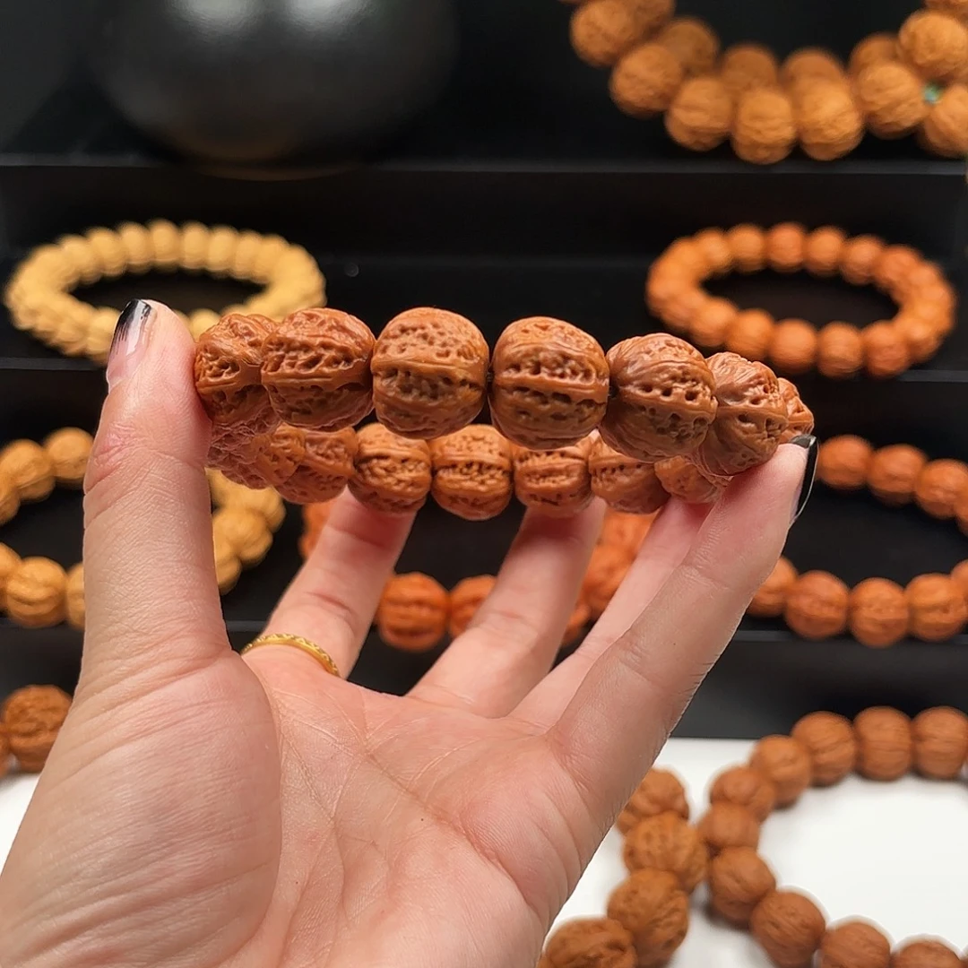 @***j手串文玩核桃小核桃1