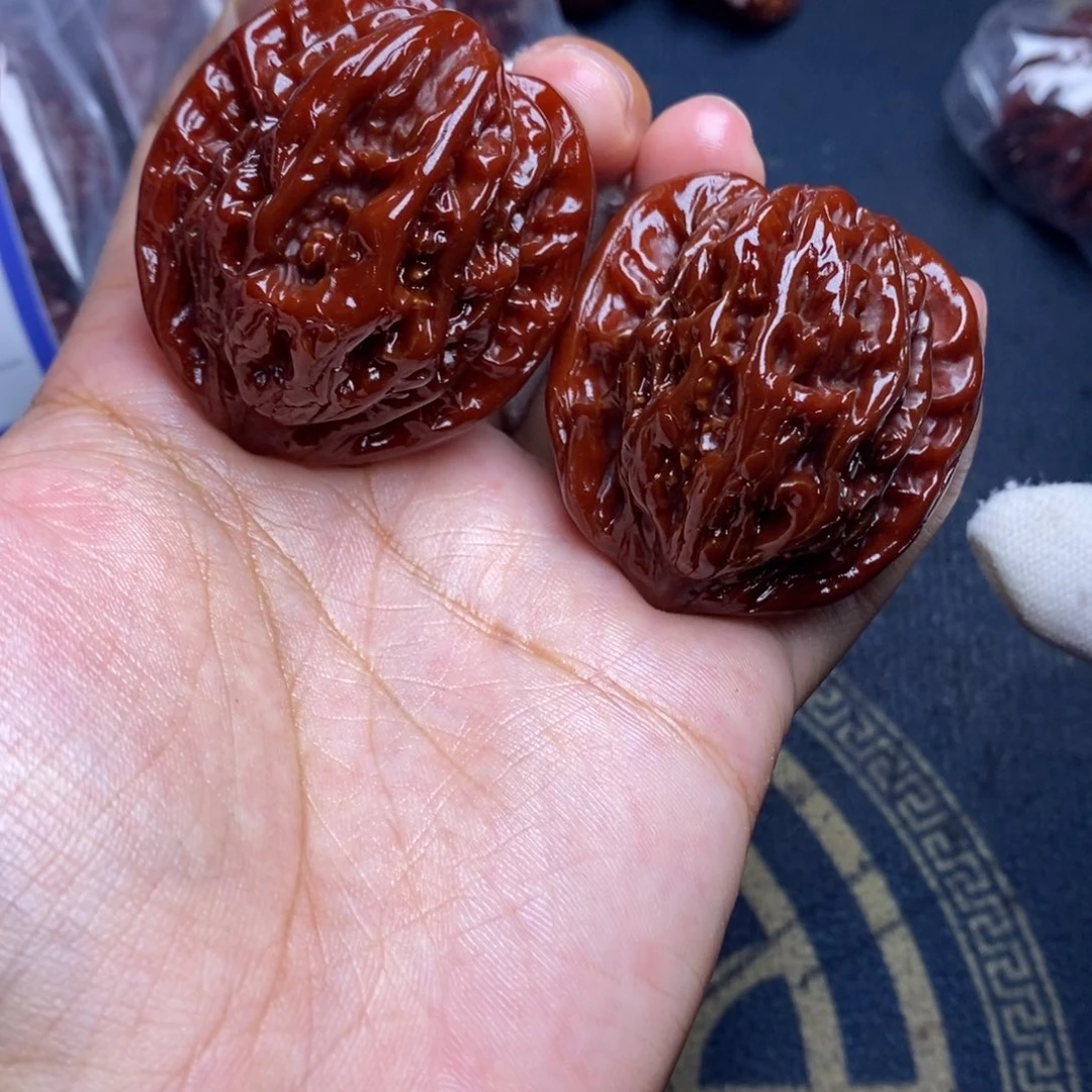文玩核桃吊坠虎头41