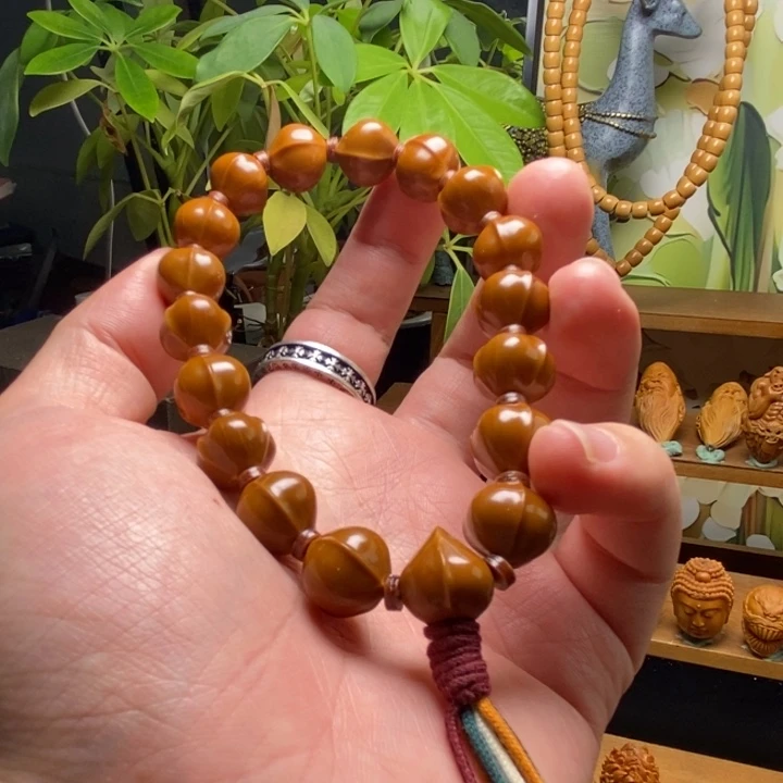 橄榄核手串/手链1.3  正圆料 水晶核 鲨鱼背