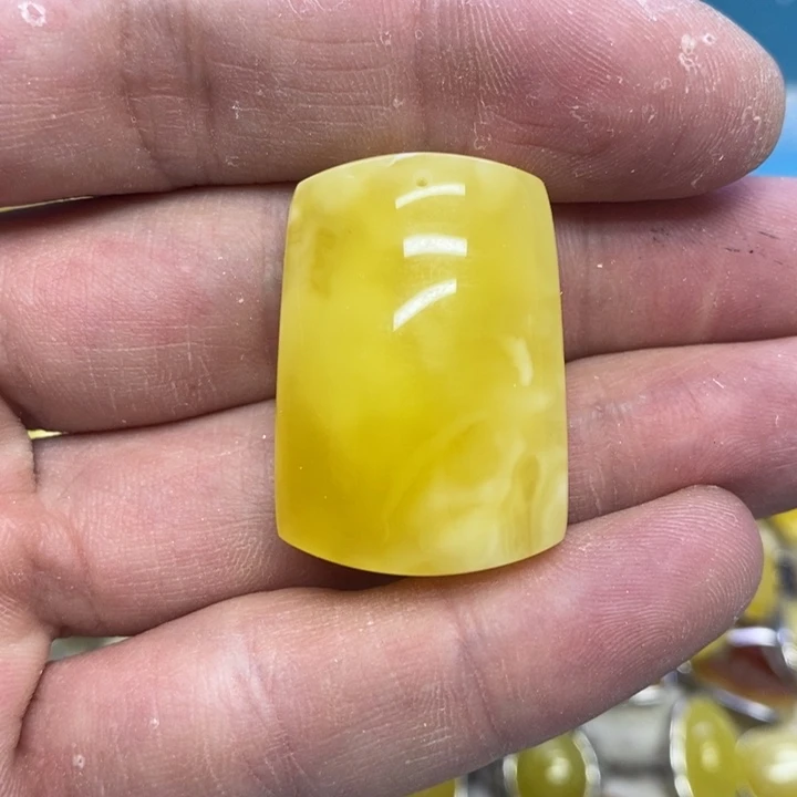 蜜蜡裸石未镶嵌吊坠