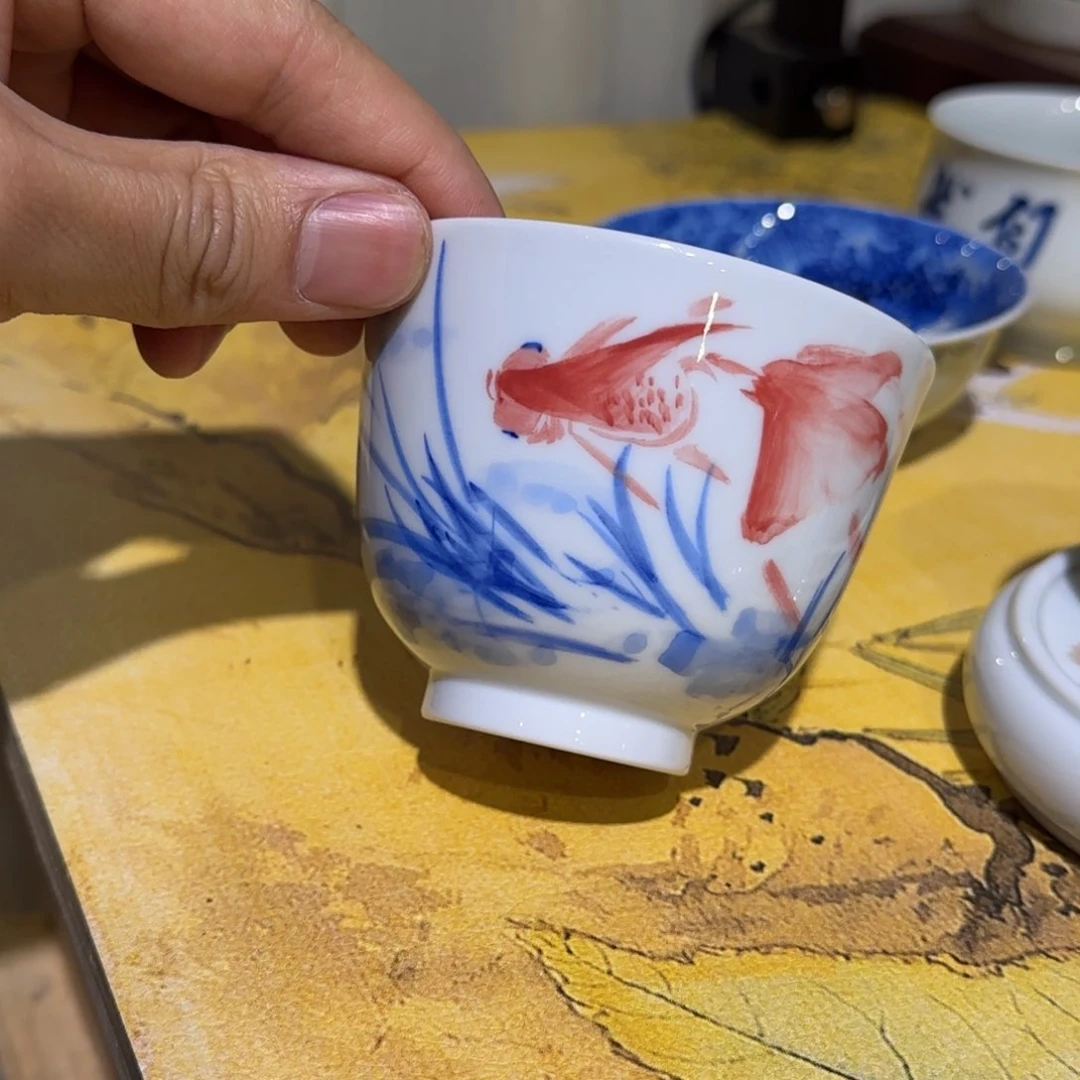 发反反复复房东弟弟弟弟的