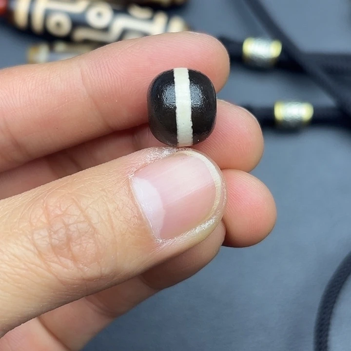 玛瑙/玉髓散珠一线 13+