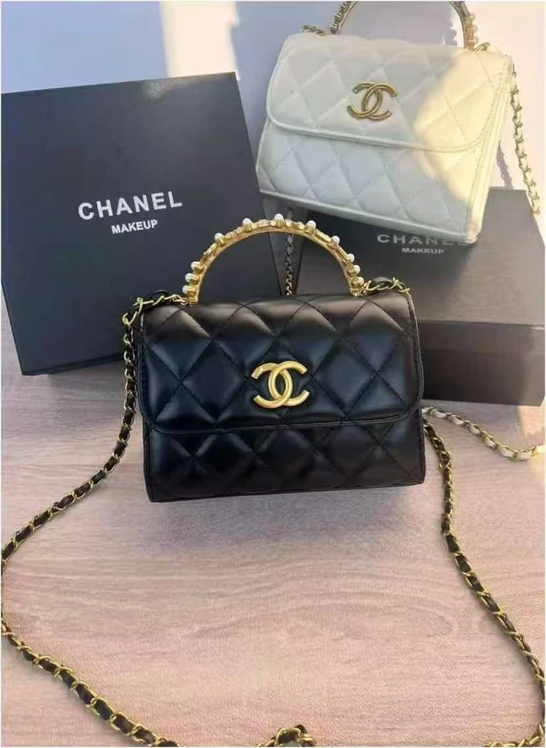 专柜礼赠  香萘  儿化妆包收纳包 ZHEN珠手柄