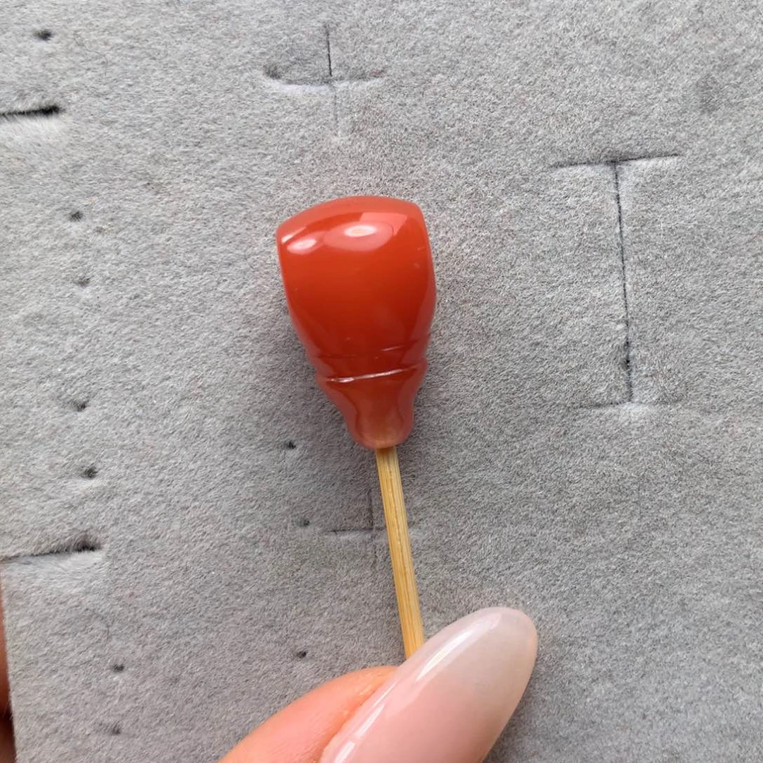 南红玛瑙三通未镶嵌