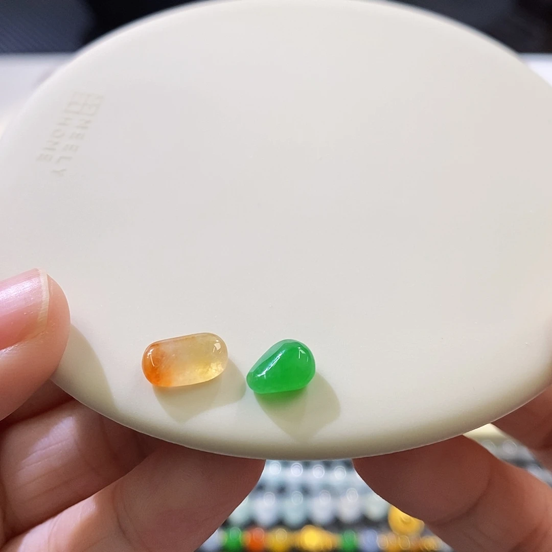 未镶嵌挂件翡翠买断