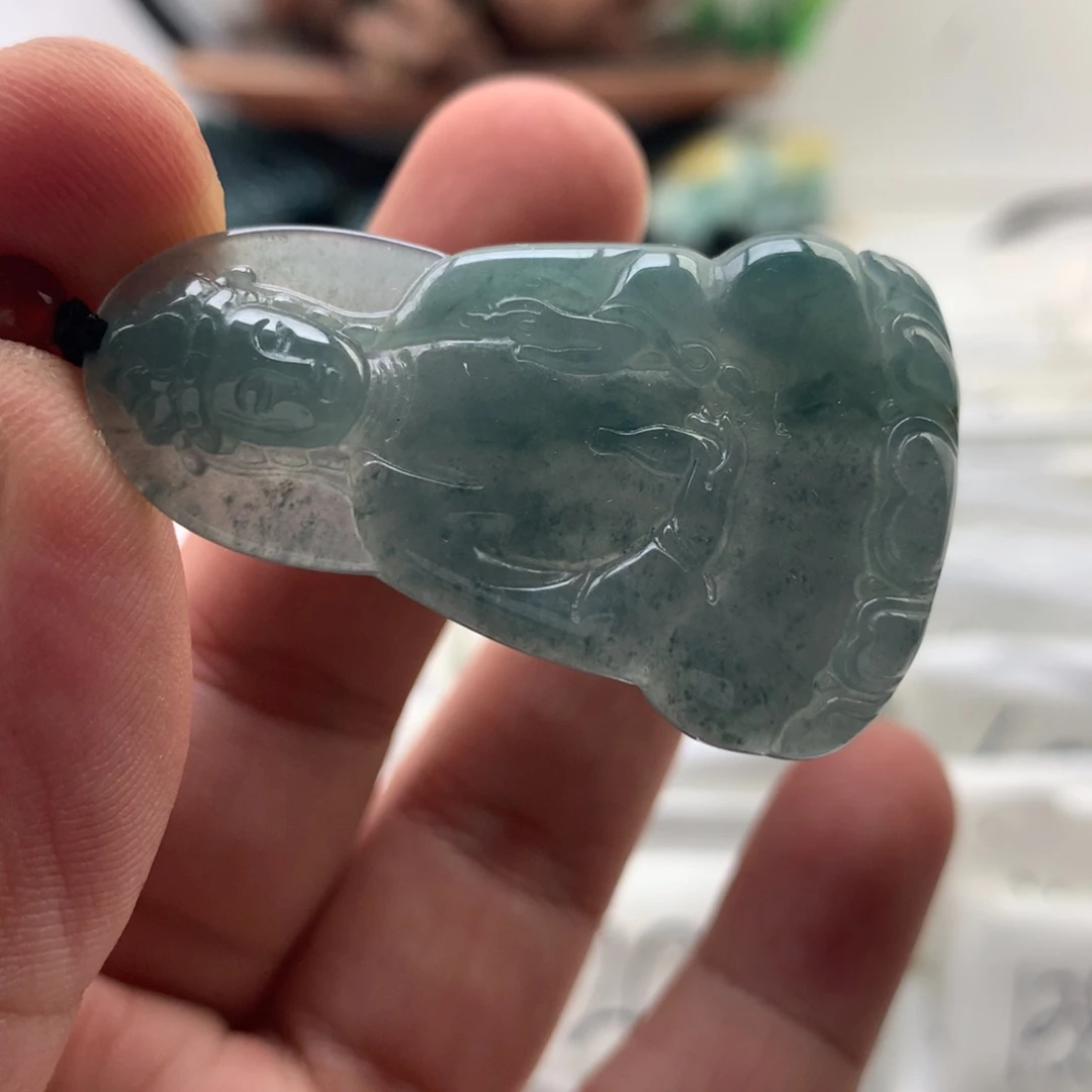 颈饰未镶嵌翡翠观音