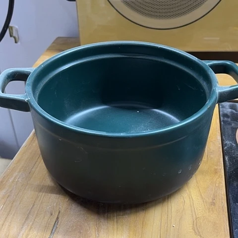 微瑕，明火，口径19高9无盖2L，