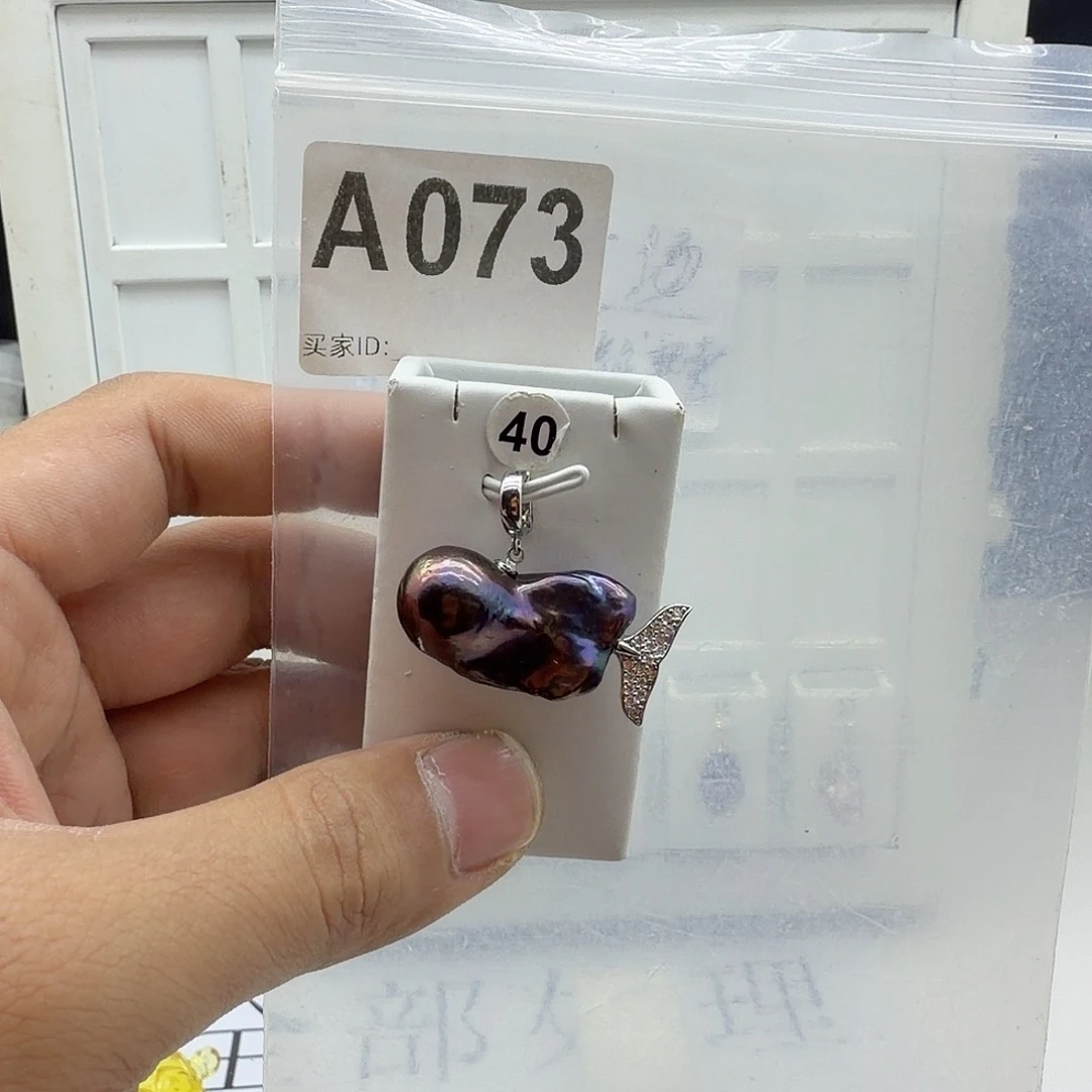 淡水珍珠颈饰合金